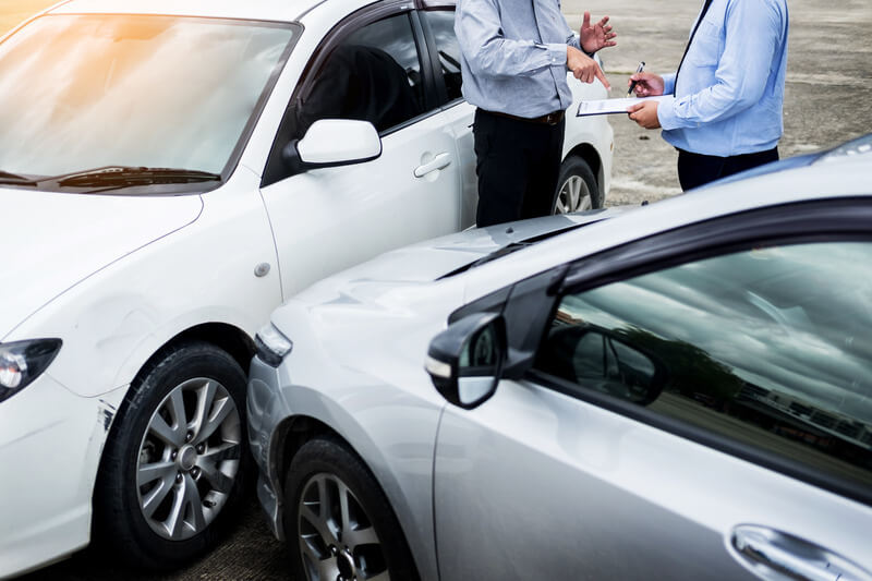 What to Say (And Not Say) to an Insurance Adjuster After a Florida Car Accident